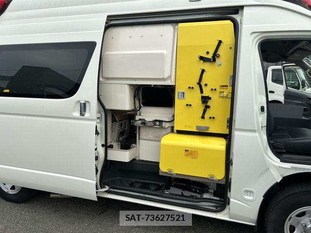 Toyota HIACE VAN 2012-01 8207793-14