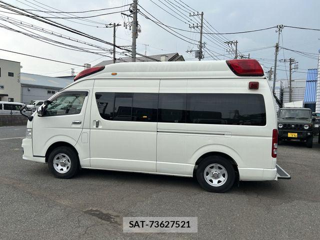 Toyota HIACE VAN 2012-01 8207793-5