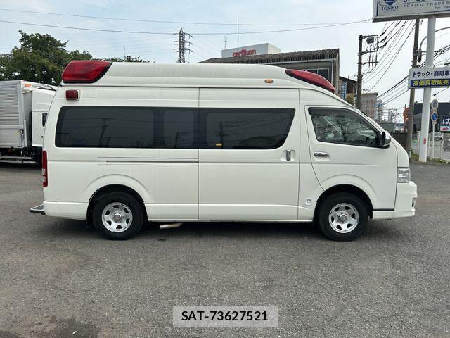 Toyota HIACE VAN 2012-01 8207793-6