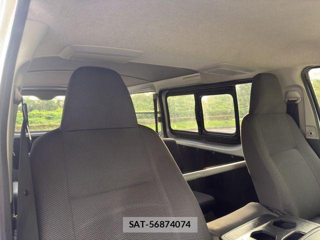 Toyota HIACE VAN 2014-07 8207796-14