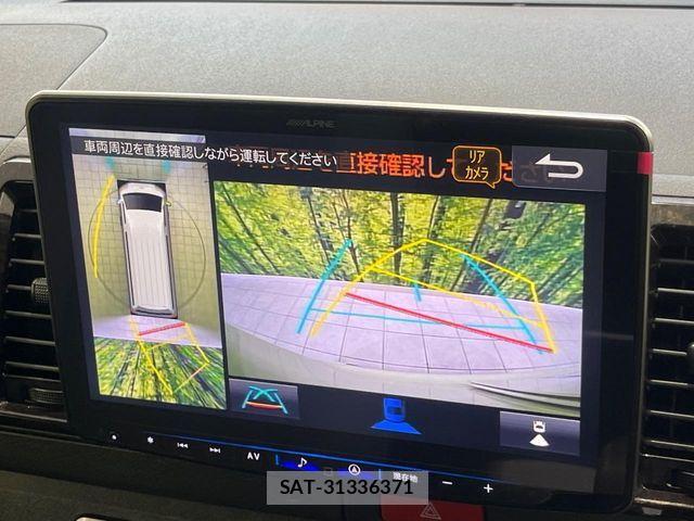 Toyota HIACE VAN 2025-06 8207787-3