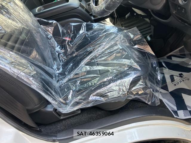 Toyota HIACE VAN 2021-01 8230268-14