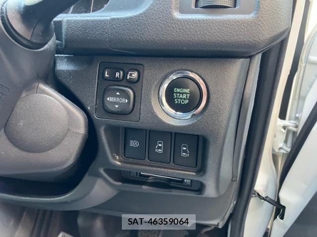 Toyota HIACE VAN 2021-01 8230268-16