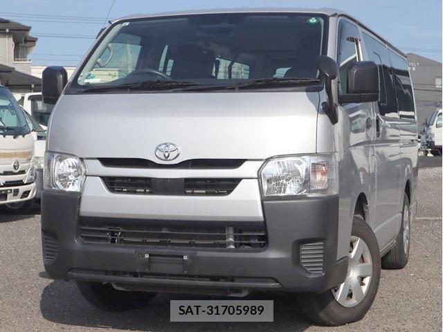 Toyota HIACE VAN 2021-06 8230267-0