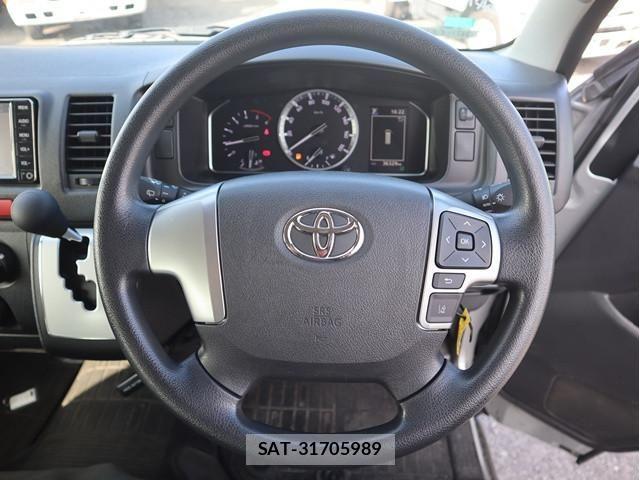 Toyota HIACE VAN 2021-06 8230267-3