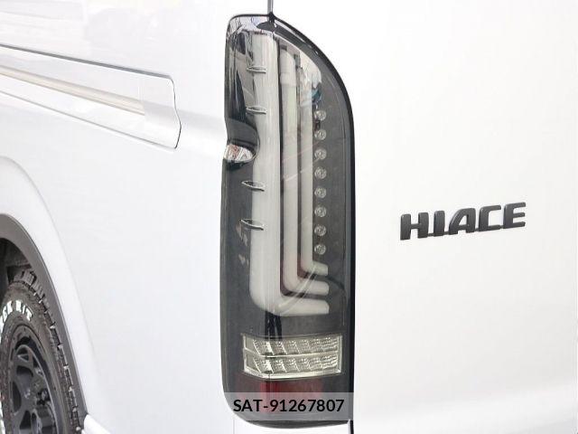 Toyota HIACE VAN 2022-01 8230266-14