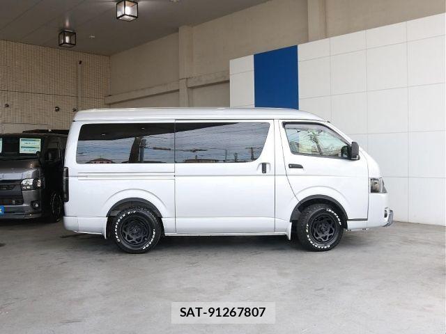 Toyota HIACE VAN 2022-01 8230266-18