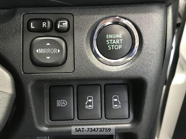 Toyota HIACE VAN 2025-03 8245357-20