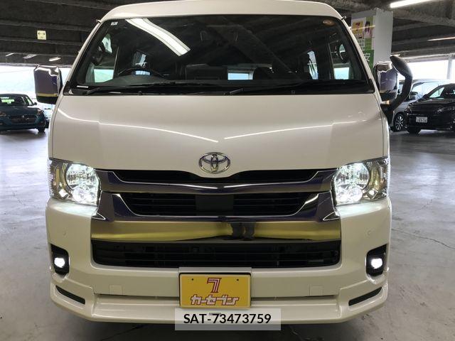 Toyota HIACE VAN 2025-03 8245357-23