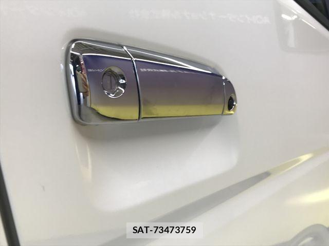 Toyota HIACE VAN 2025-03 8245357-25
