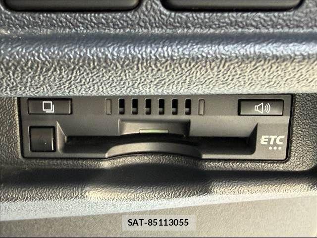 Toyota HIACE VAN 2025-04 8245356-18