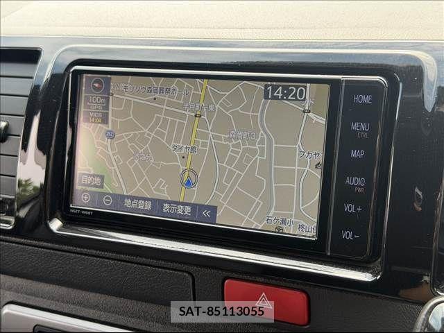 Toyota HIACE VAN 2025-04 8245356-4
