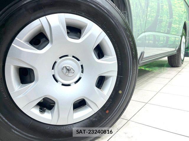 Toyota HIACE VAN 2025-06 8245353-13