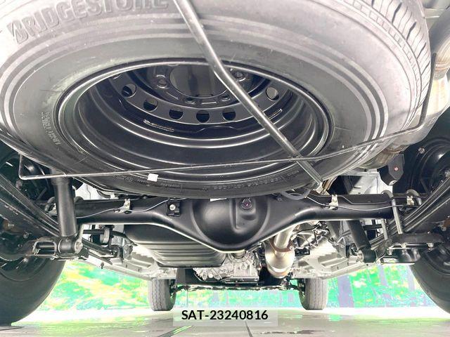 Toyota HIACE VAN 2025-06 8245353-18