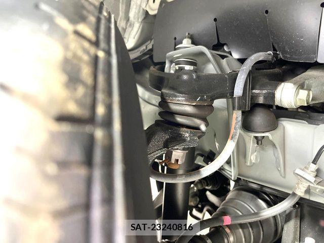 Toyota HIACE VAN 2025-06 8245353-19