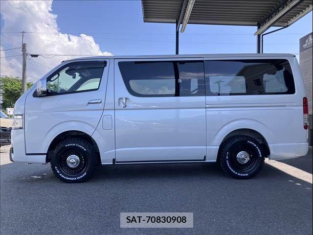 Toyota HIACE VAN 2026-02 8245350-13