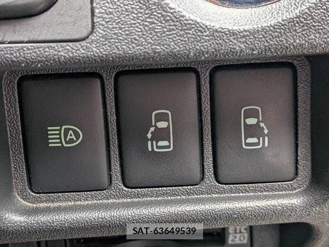 Toyota HIACE VAN 2020-08 8245361-10