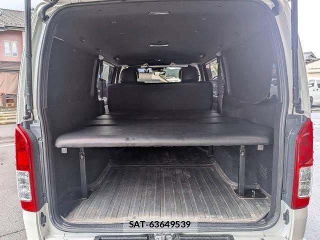 Toyota HIACE VAN 2020-08 8245361-13