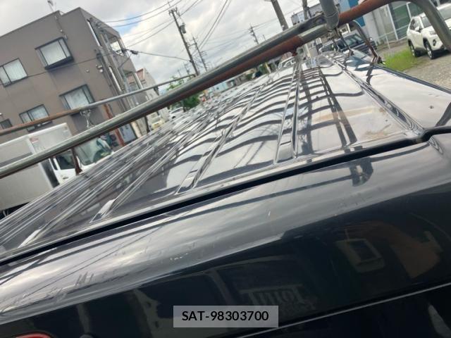 Toyota HIACE VAN 2009-10 8245365-4