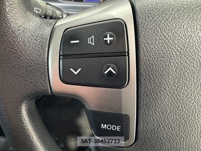 Toyota HIACE VAN 2014-06 8245363-13