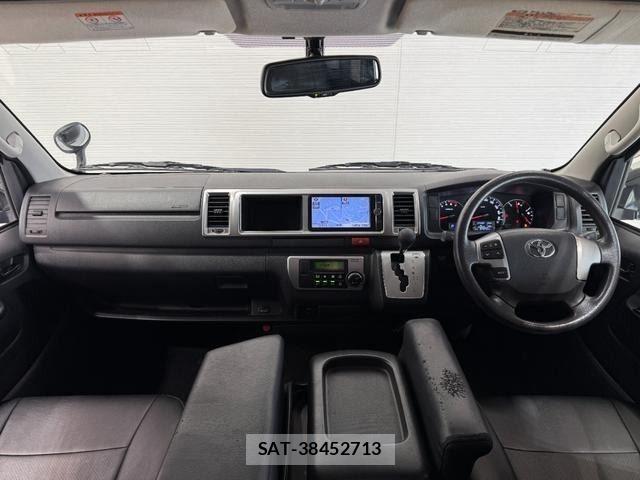 Toyota HIACE VAN 2014-06 8245363-1