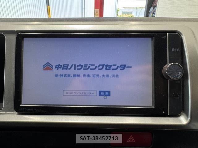 Toyota HIACE VAN 2014-06 8245363-19