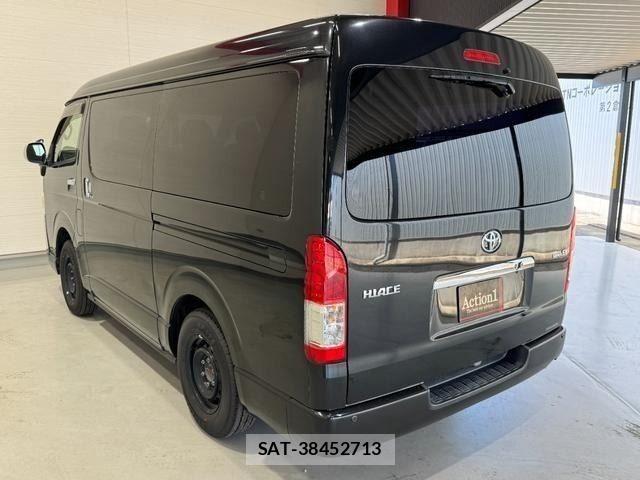 Toyota HIACE VAN 2014-06 8245363-3
