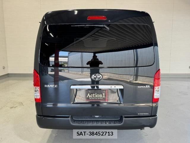 Toyota HIACE VAN 2014-06 8245363-4