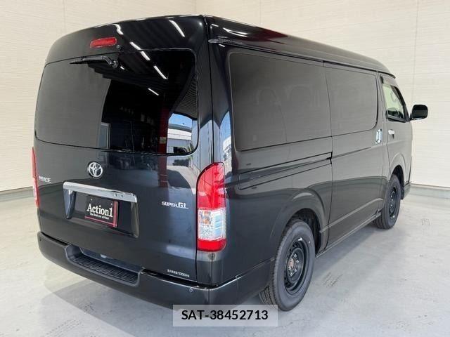 Toyota HIACE VAN 2014-06 8245363-5