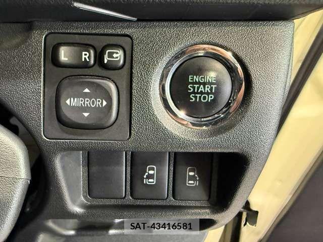 Toyota HIACE VAN 2018-06 8245360-16