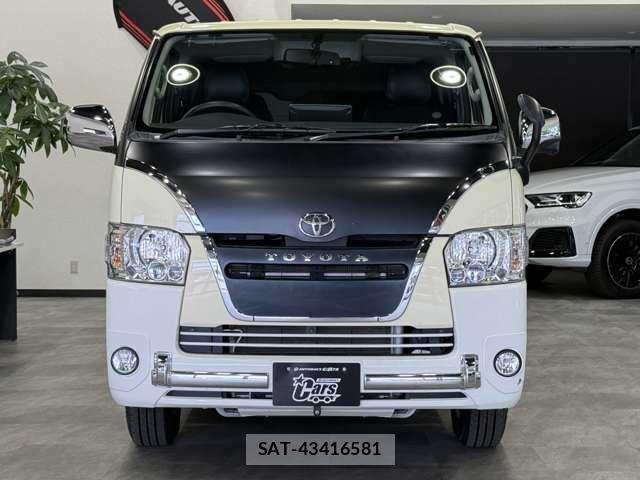 Toyota HIACE VAN 2018-06 8245360-3