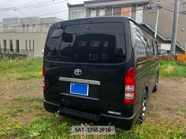 Toyota HIACE VAN 2004-12 8245366-3