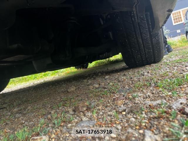 Toyota HIACE VAN 2004-12 8245366-8