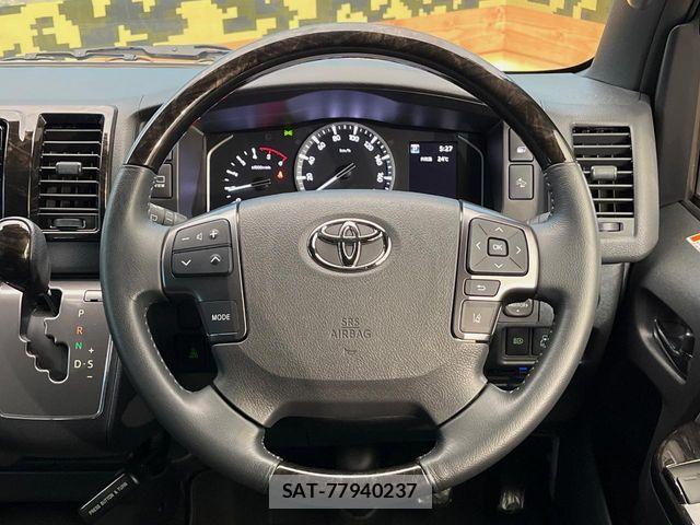 Toyota HIACE VAN 2024-05 8314682-11