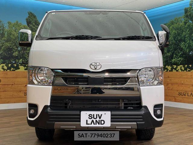 Toyota HIACE VAN 2024-05 8314682-14
