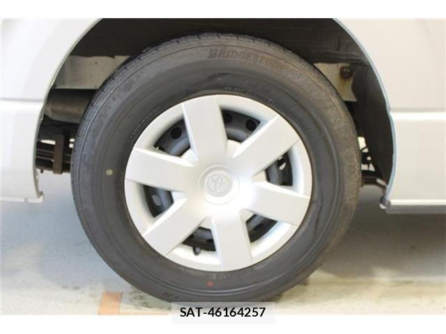 Toyota HIACE VAN 2022-06 8314703-23