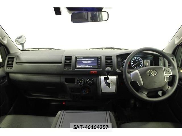 Toyota HIACE VAN 2022-06 8314703-5