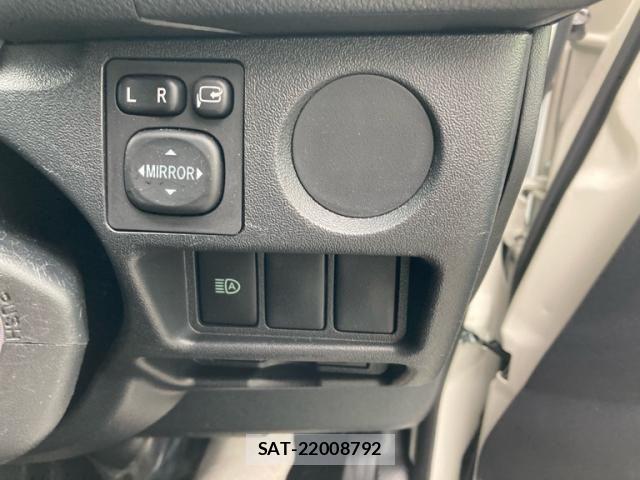 Toyota HIACE VAN 2025-04 8314689-25