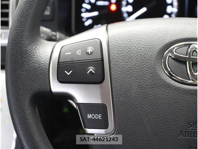 Toyota HIACE VAN 2025-12 8314686-12