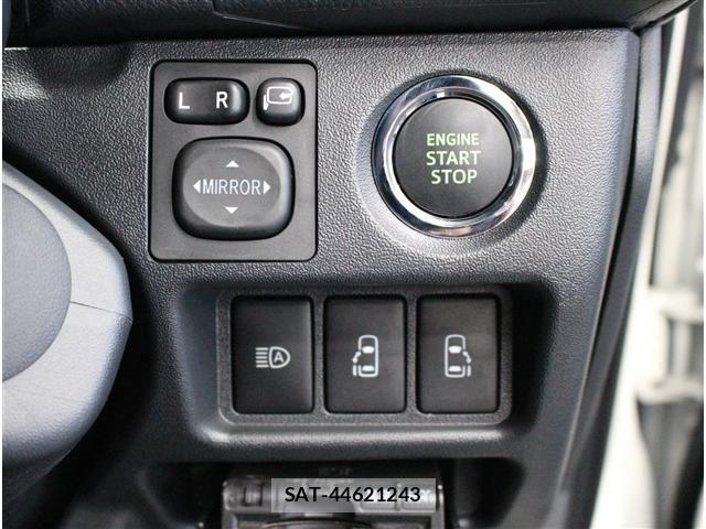 Toyota HIACE VAN 2025-12 8314686-19