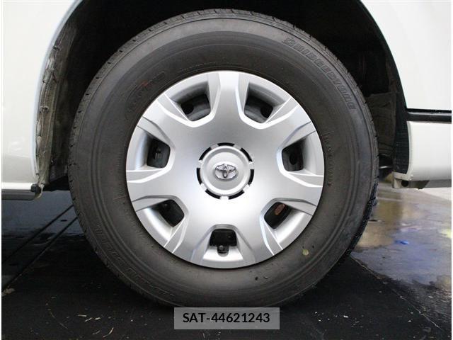 Toyota HIACE VAN 2025-12 8314686-26