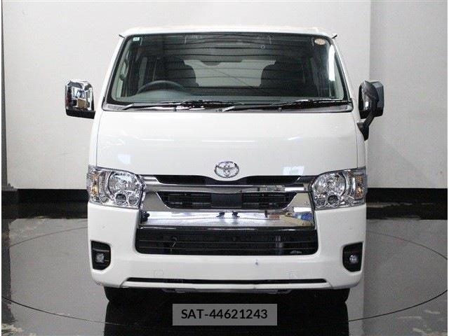 Toyota HIACE VAN 2025-12 8314686-4