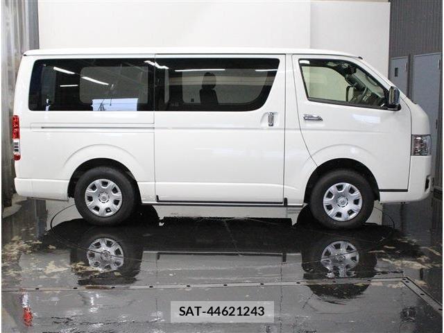 Toyota HIACE VAN 2025-12 8314686-6