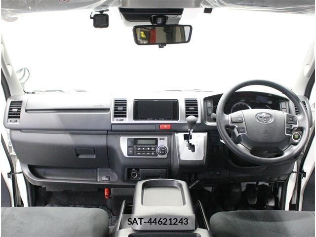 Toyota HIACE VAN 2025-12 8314686-8