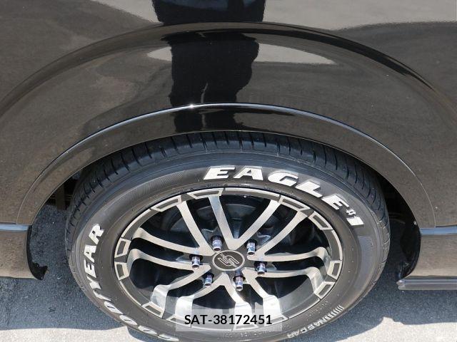 Toyota HIACE VAN 2019-01 8314691-15