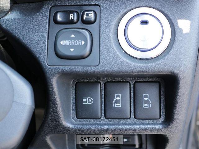 Toyota HIACE VAN 2019-01 8314691-17