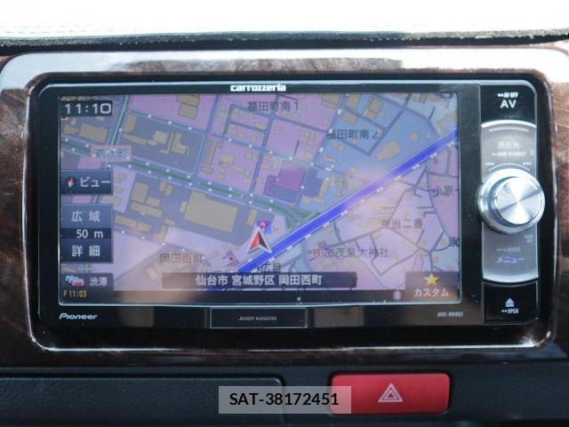 Toyota HIACE VAN 2019-01 8314691-18