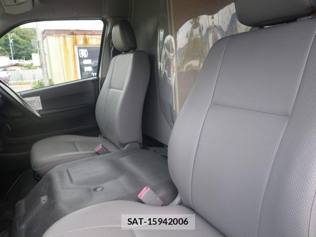 Toyota HIACE VAN 2007-12 8314693-4