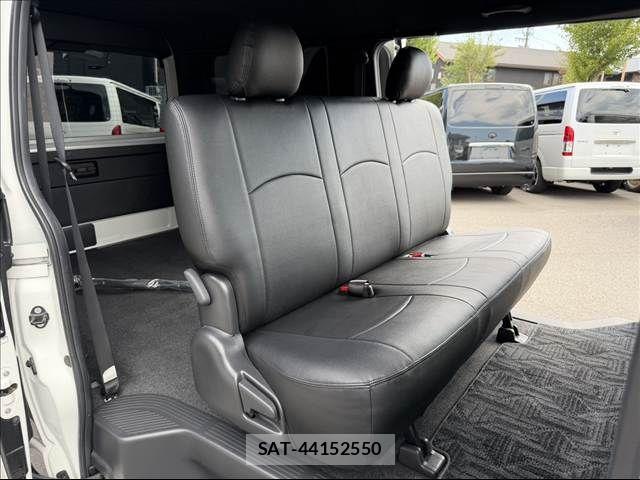 Toyota HIACE VAN 2021-03 8314692-7