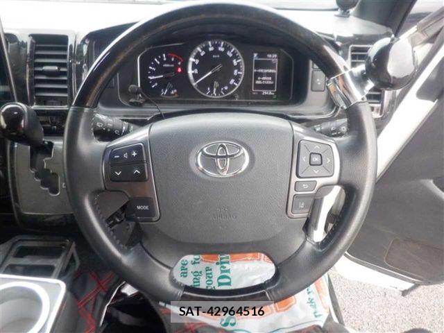 Toyota HIACE VAN 2023-09 8314680-3